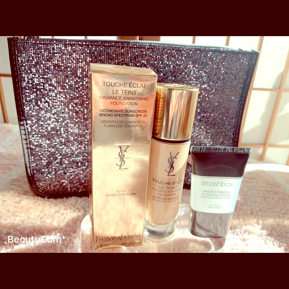YSL Radiance Awakening Foundation BD 10 + Gift